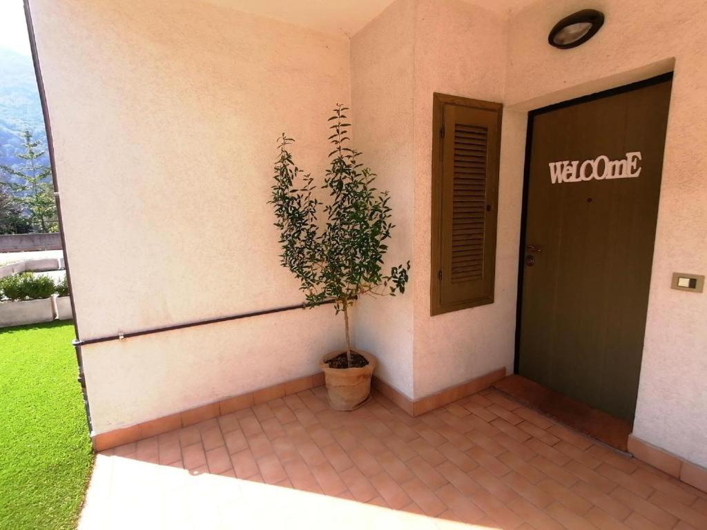 La Casa Di Sara In Valsassina Appartement Introbio Buitenkant foto
